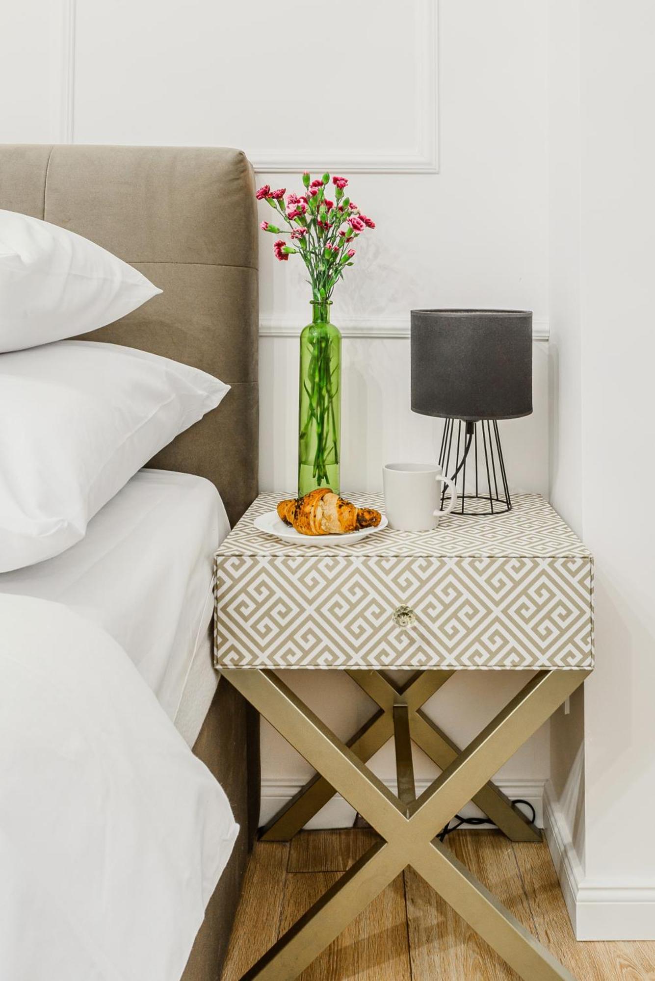 Butas Cozy Center In *